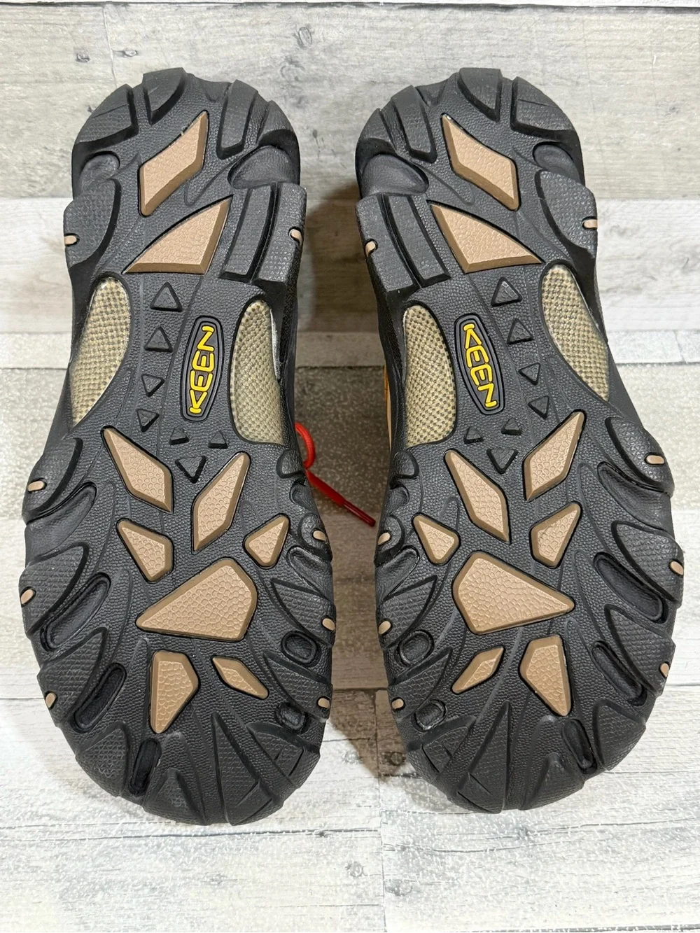 KEEN Men's Pyrenees Waterproof Hiking Boot - Syrup - Size - 10 .US